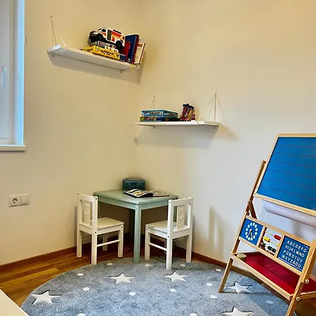 Im Sonnendorf דירה