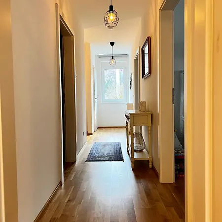 Im Sonnendorf דירה *